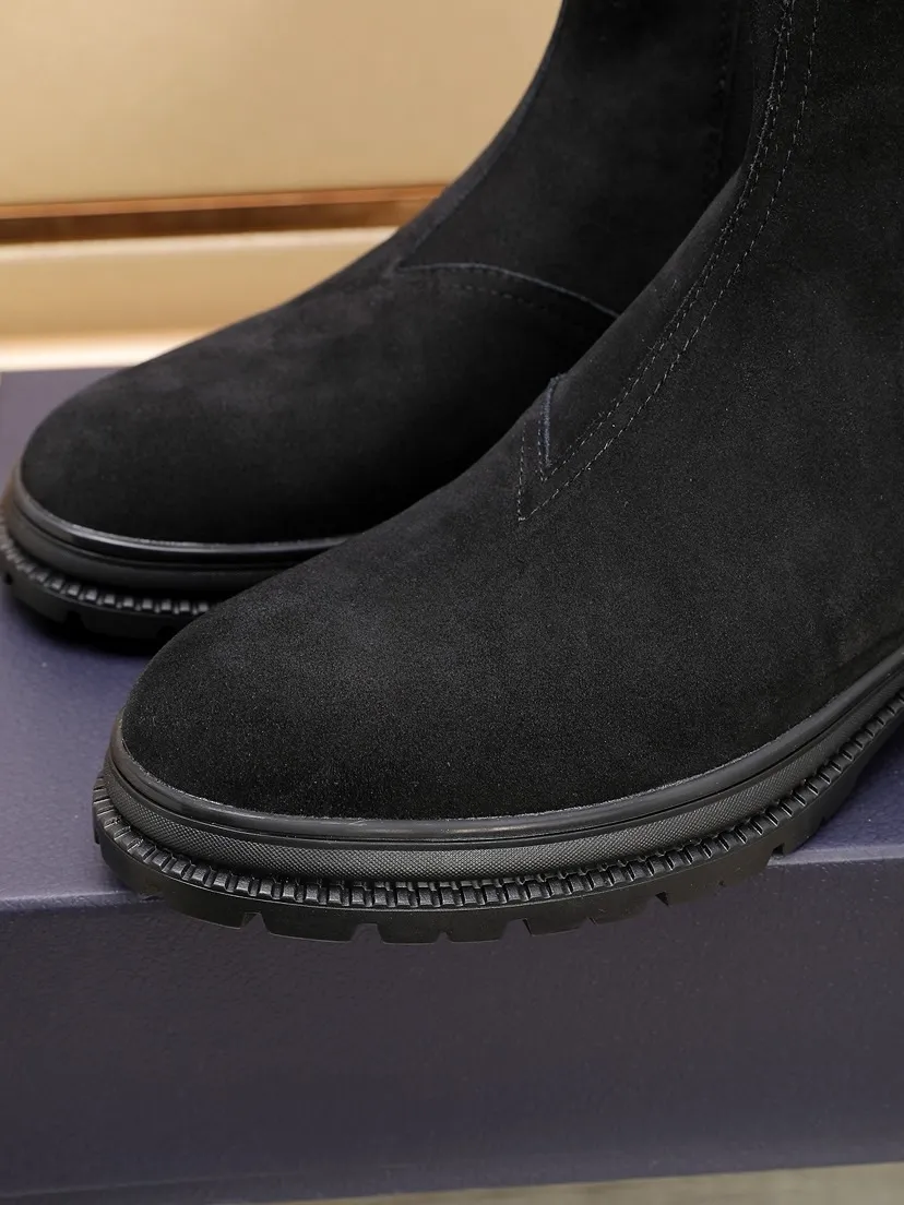 Men's men's shoes 💰P500💰[Dior] Dior ✨ is online at the same time 👏 This casual sneaker is a new product in the series and continues Di*r's classic style. The upper is made of original first-layer cowhide, paired with a textured outsole, and the brand's iconic details are on the side openings to enhance the style. Fashionable and versatile. Create a casual look. Size: 38-44 (45 customized)
